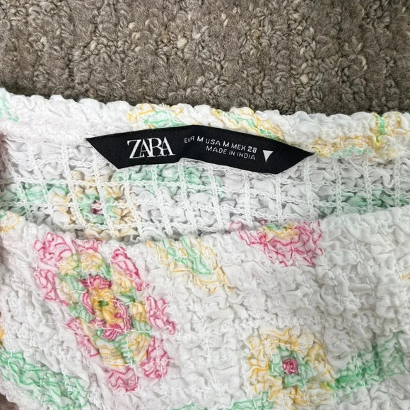 Zara White Floral Poplin Crop Top Medium Puff Sleeve Smocked - Picture 4 of 7